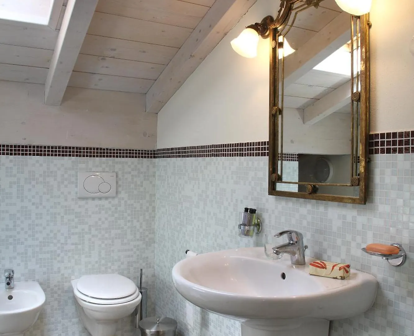 Corte San Luca Apartments Bardolino 3*,  Italy