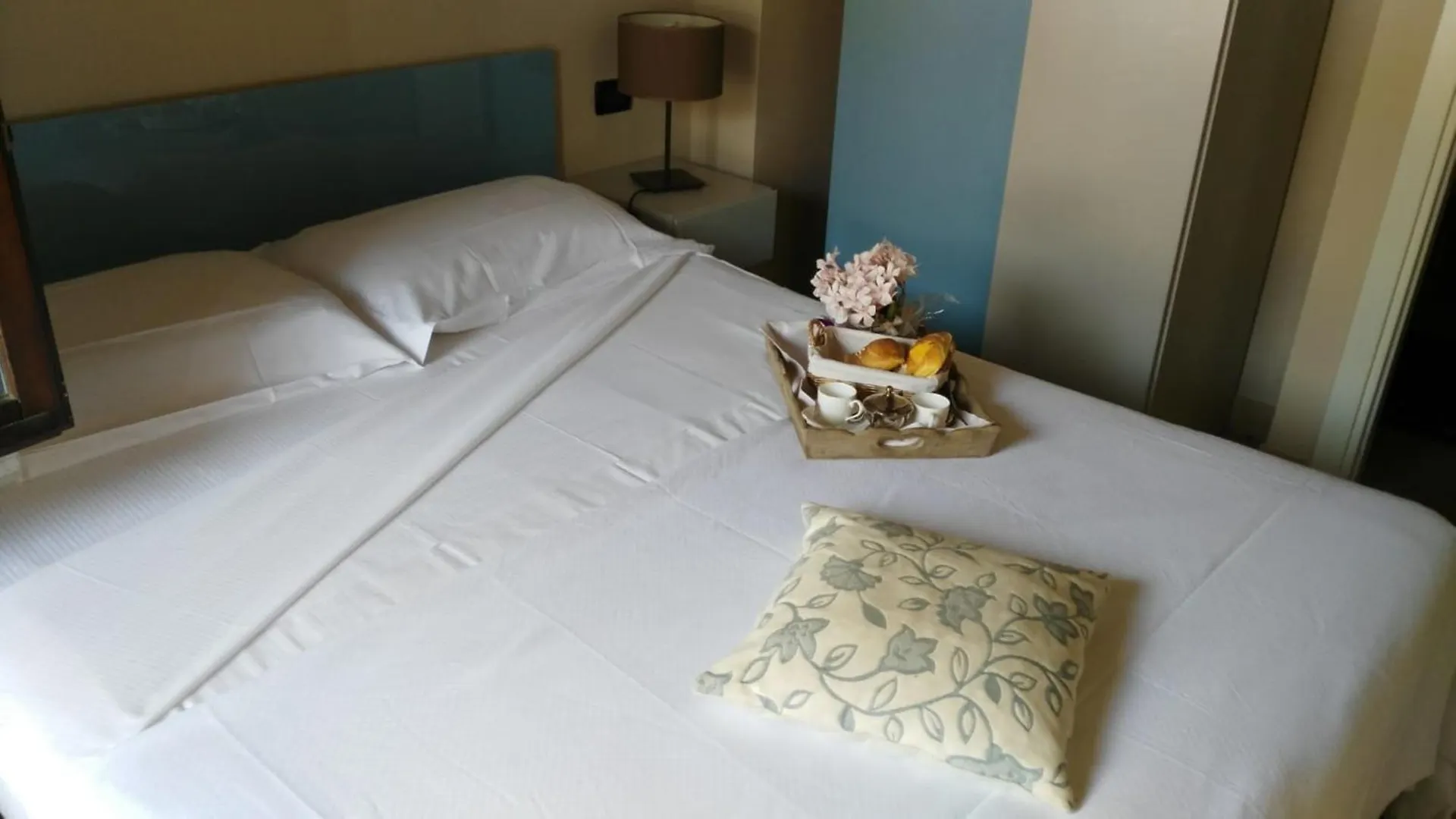 Corte San Luca Apartments Bardolino 3*,  Italy